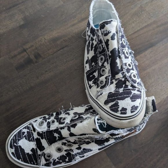 ALMOST NEW - Picture 2 of 2